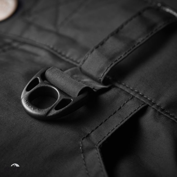 Urus Basis Svart Jumbo X