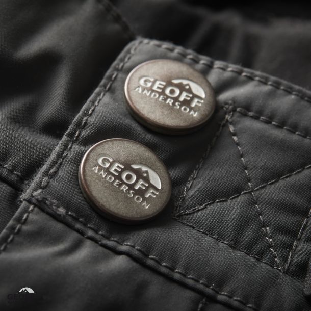 Urus Light Svart Jumbo X